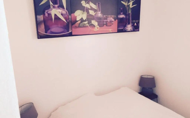 Appartement 2 pieces, renove, 2 piscines+tennis, mer, climatisation