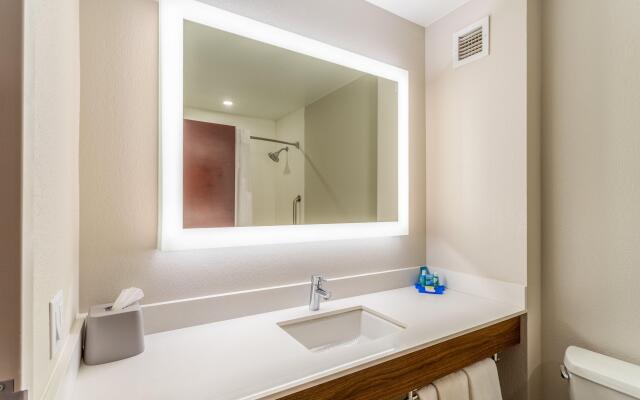 Holiday Inn Express Haskell - Wayne Area by IHG
