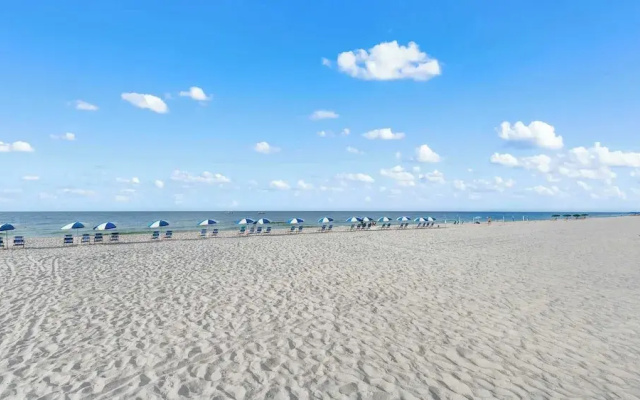 Seaside Beach & Racquet Club 1115