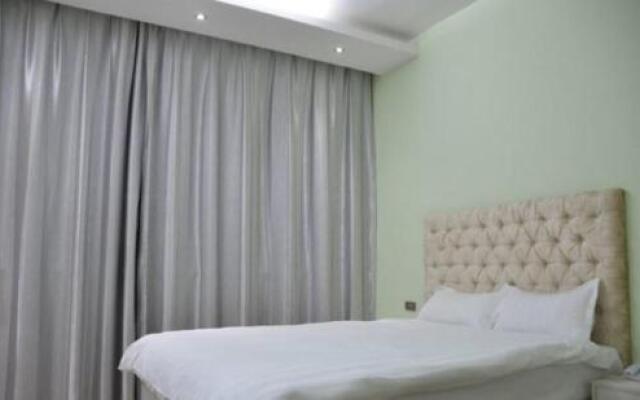 Wudangshan Tianbao Jiuru Hotel