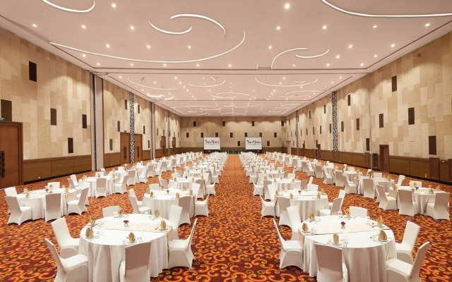 The Alana Hotel & Convention Center