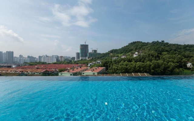 Nordic Design 2BR Premium Suite, near Desa ParkCity, KL – Pool – Kuala Lumpur