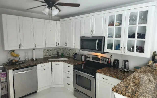 Lighthouse Guest Suites
