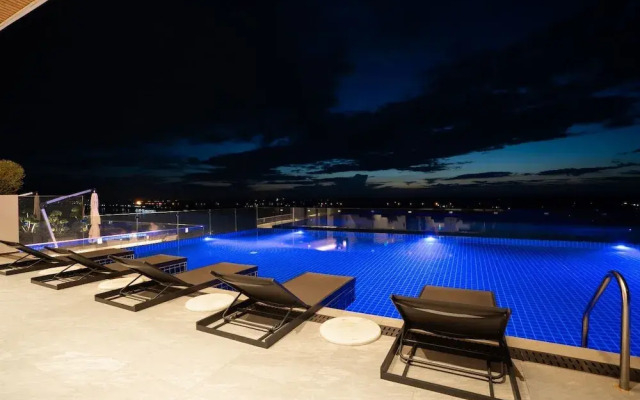 One Riviera Hotel and Residences