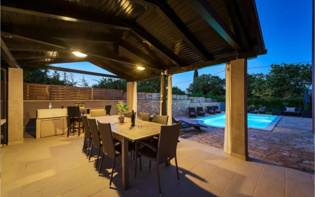 Holiday home Perci 13
