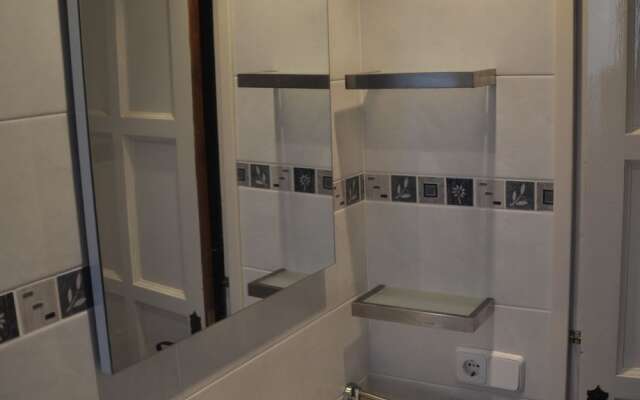 Cosy Holiday Home in L'estartit With Swimming Pool