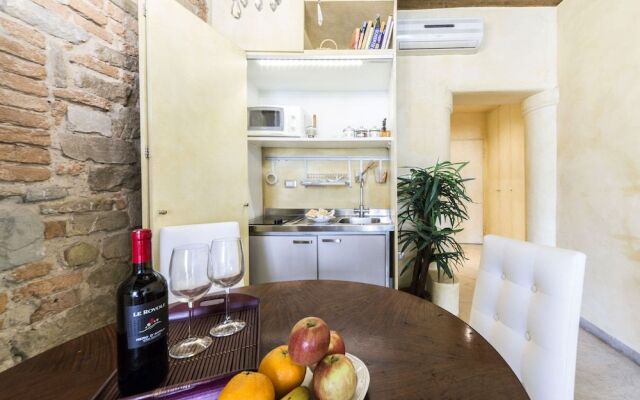 Signoria honeymoon apartment