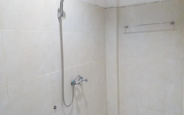 Arta Garden Guest House & Hostel