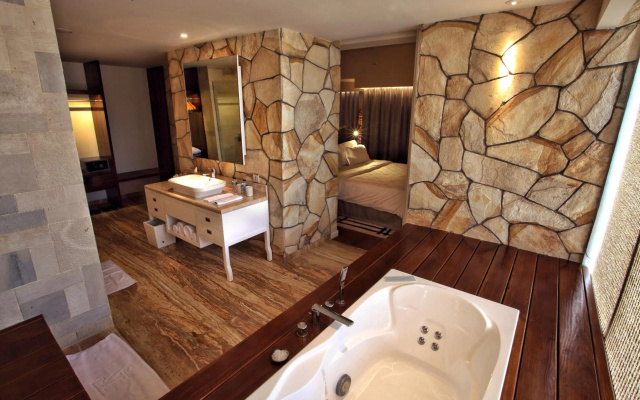 TS Suites Seminyak - Image 7