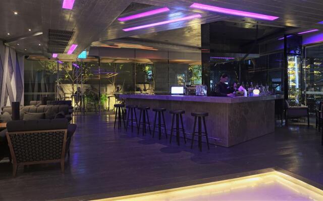 Hyatt Place Bangkok Sukhumvit 1