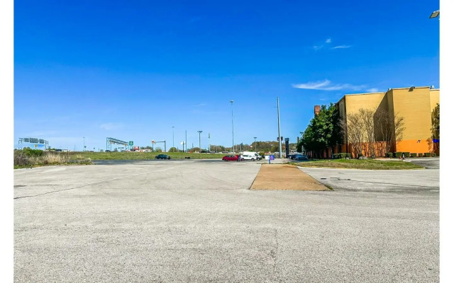 Jackson Hotel & Convention Center
