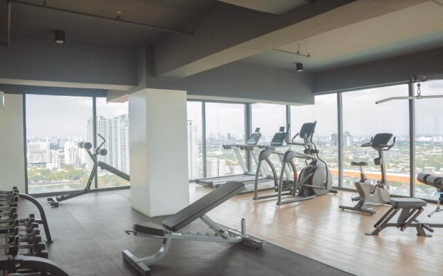 Upper Story Serviced Apartments