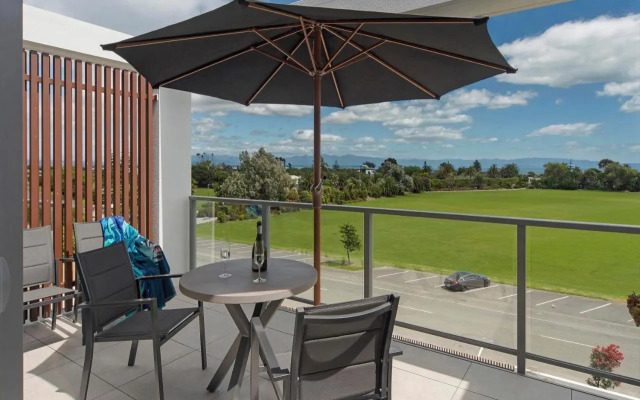 Tahunanui Oceanview Apartment