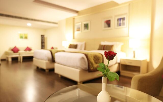 Golden Tulip Jaipur