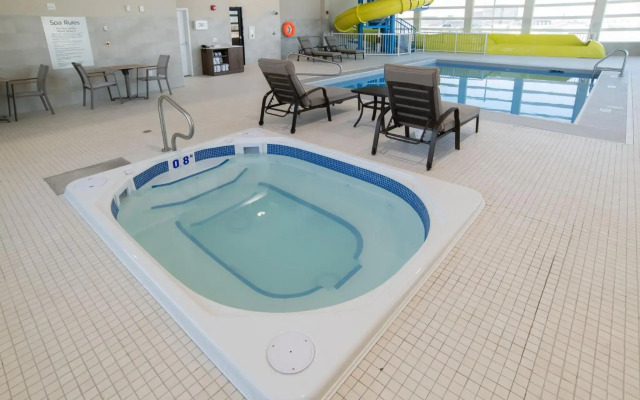 Holiday Inn Express & Suites Moose Jaw, an IHG Hotel