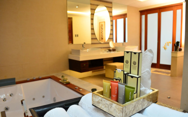 Princesa Garden Island Resort and Spa