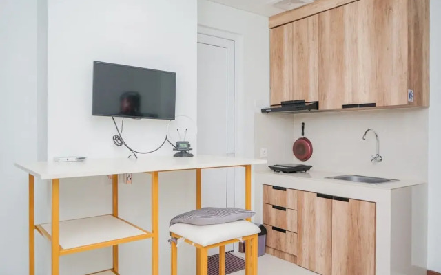 Fully Furnished with Comfortable Design 2BR Apartment Springwood Residence