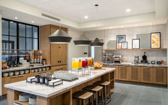 Homewood Suites by Hilton Toledo Downtown