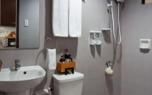 Buenbyahe Rooms  F Residences near Edsa
