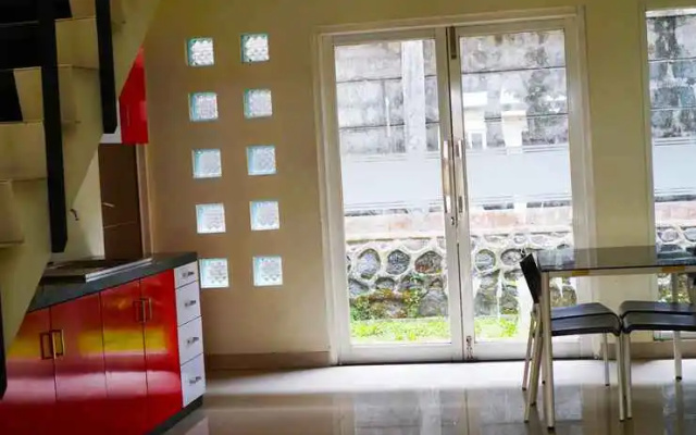 OYO 574 Heritage Hotel Boyolali – Guest Rooms – Boyolali