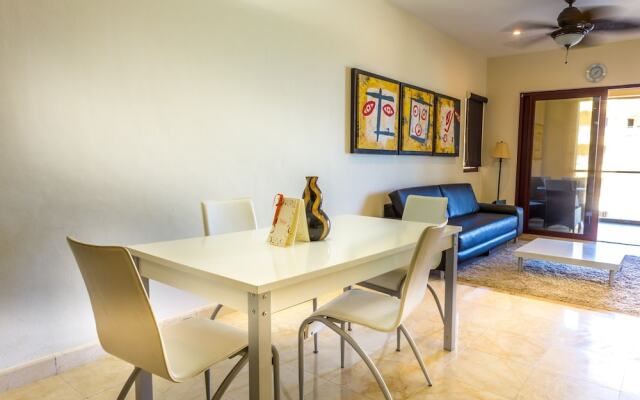 El Faro 303 Reef 1 Bedroom Condo by Redawning