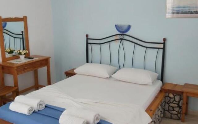 Stavros Beach Villas