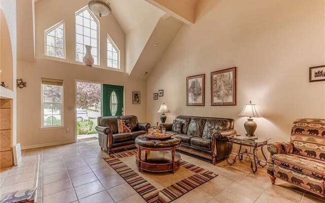 Ruidoso Retreat - Three Bedroom Home