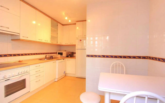 1176 beach front 2 pools bahia