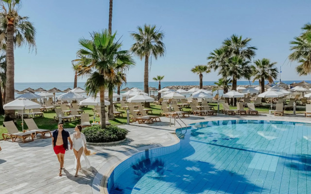 Golden Bay Beach Hotel