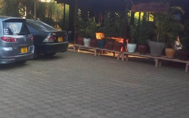 Pamoja Expeditions Lodge