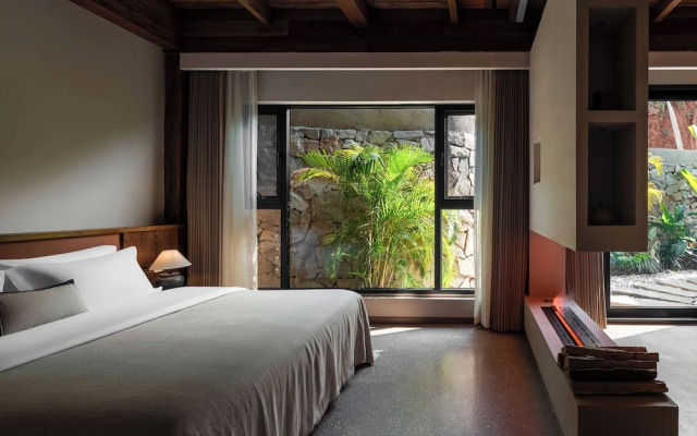 Xishuangbanna Jinghong Hidden in Nature