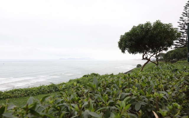 Incredible Apartment Blocks Away From The Malecon!