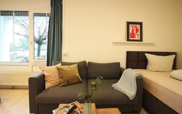 Spacious Design Apartments near Center