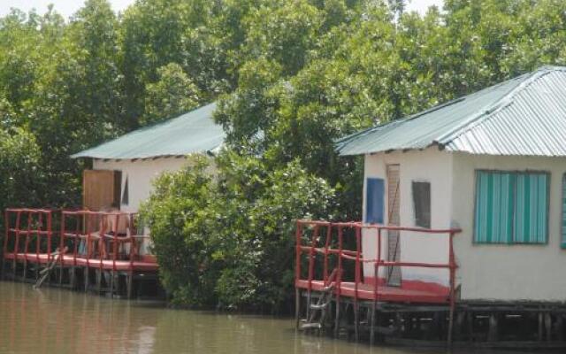 Bintang Bolong Lodge