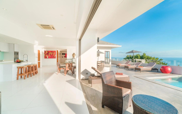 Tropical Sea View Residence
