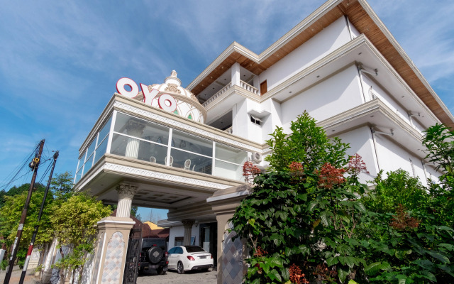 Super OYO Capital O 293 Mutiara Hijau Suites Syariah