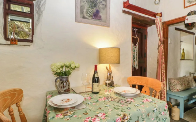 Violet Cottage