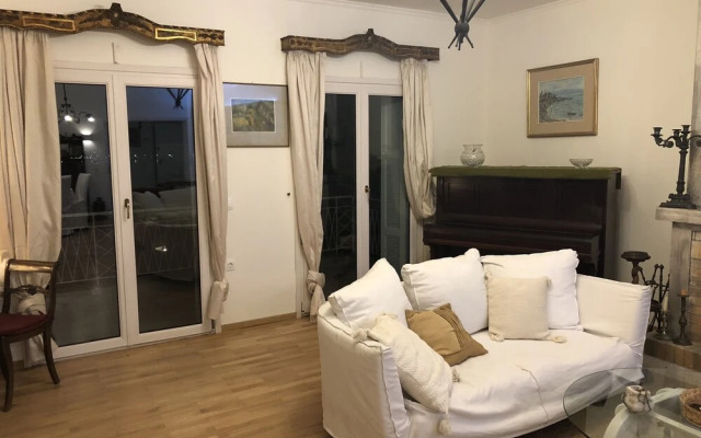 Luxury Apartment Sea View Garden Parking