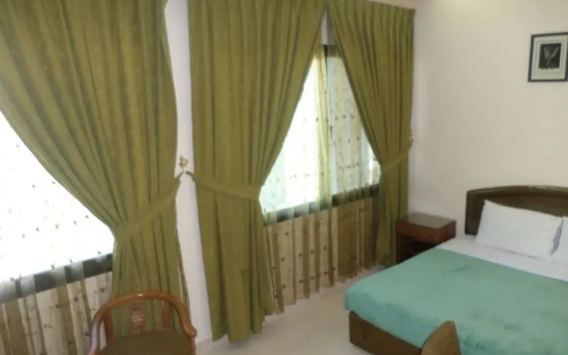 Continental Hawally Hotel