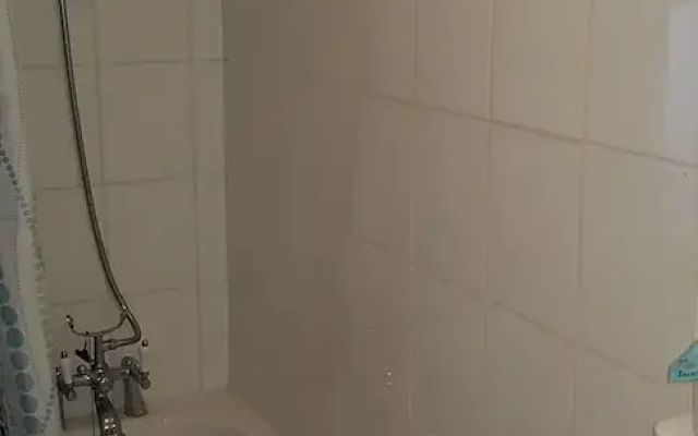 The Shipping Lanes Hotel