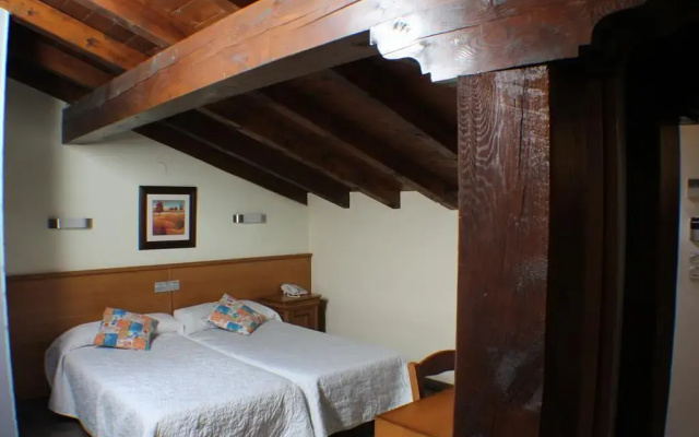 Hostal Oianume