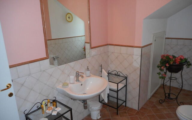 Villa Tilli - Bed&Breakfast e Country House