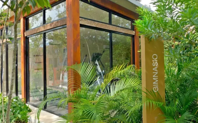 Roomy Apt With Private Terrace - Amazing Amenities