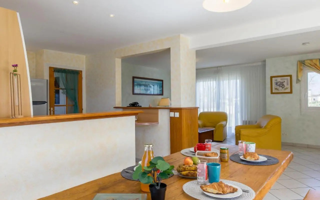 Holiday Home L'Hermine - PLC228