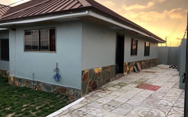 Charming 4-bed House in Kokrobite