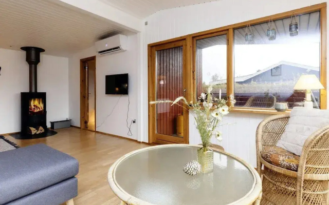 4 Person Holiday Home in Vaeggerlose