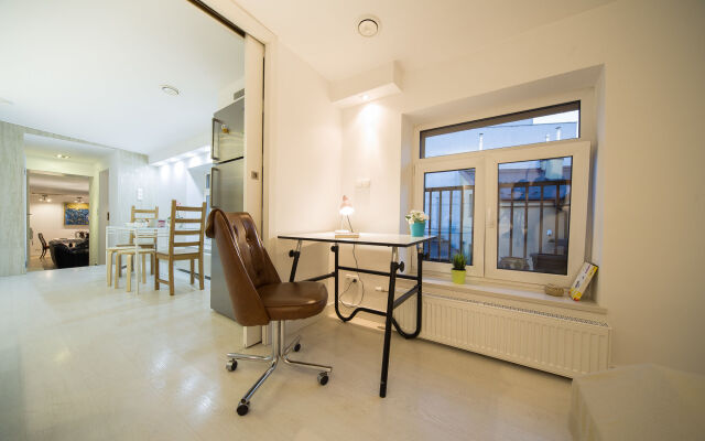 FriendHouse Apartments - Wawel Old City