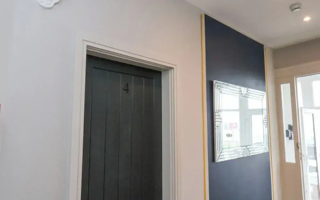 Apt 4 @ Hunter's Quay