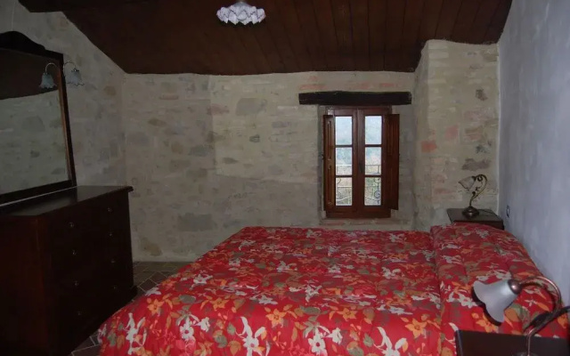 Castello di Cisterna