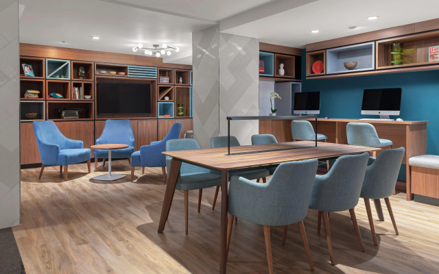 Holiday Inn Kensington Forum